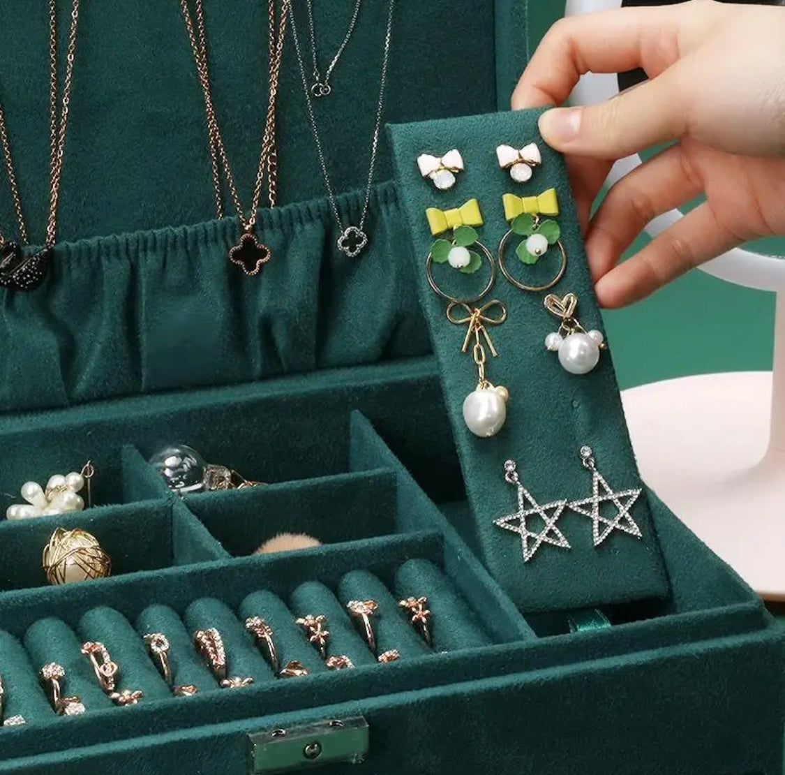 Large Capacity Jewelry Box with Lock, Premium Flannel Jewelry Box, Earrings And Rings Storage Organizer, Travel Jewelry Box Organizer with Lock Large Capacity Jewelry Box with Lock, Premium Flannel Jewelry Box, Earrings And Rings Storage Organizer, Travel Jewelry Box Organizer with Lock